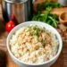 Receita de arroz com frango desfiado: Delicie-se em minutos!