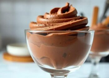 bolo mousse de chocolate; aprenda a fazer em casa com textura aveludada
