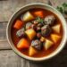 sopa de carne e legumes; descubra como preparar uma sopa reconfortante em etapas simples