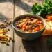 sopa de feijão com macarrão e legumes; segredo para sabor inédito hoje