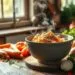 Sopa de frango desfiado; descubra como fazer um caldo reconfortante em casa