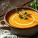 Sopa de cará: receita cremosa que aquece o coração em dias frios
