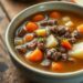 Sopa de carne moída com batata: receita caseira que aquece o coração
