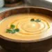 Sopa de inhame simples: receita rápida que aquece o corpo e fortalece a imunidade