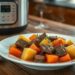 Carne com batata e cenoura na panela de pressão: receita rápida e saborosa