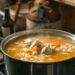 Como fazer canja de galinha na panela normal: receita caseira que cura
