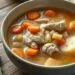 Quantas calorias tem sopa de legumes com frango: descubra valores e benefícios