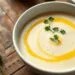 Sopa cremosa de mandioquinha: receita que aquece o coração em dias frios