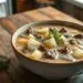 Sopa de batatinha com carne: o conforto que sua família merece