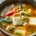 Sopa de missô com legumes: o segredo japonês para uma refeição saudável e rápida