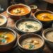Tipos de sopas e caldos: descubra 5 receitas que vão transformar sua cozinha