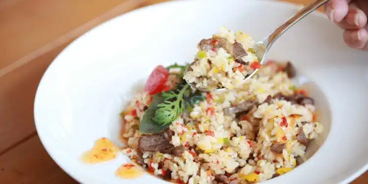 Arroz Carreteiro Gaúcho com Charque: Receita Bem Soltinha