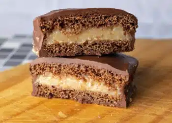 Bolo de Fubá Cremoso de Liquidificador: Sabor de Roça na Sua Mesa!