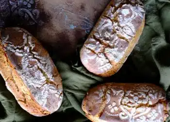 Broa de Fubá da Roça: A Receita Rústica e Fofinha para o Seu Café!