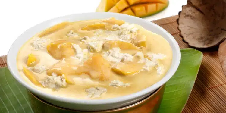 Cocada Cremosa de Colher: O Doce Irresistível que Desmancha na Boca!