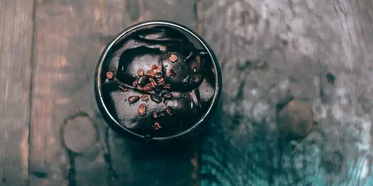 Mousse de Chocolate Aerado Fácil com Apenas 3 Ingredientes