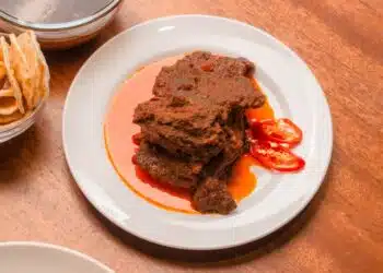 Vaca Atolada com Mandioca Macia e Costela Caipira