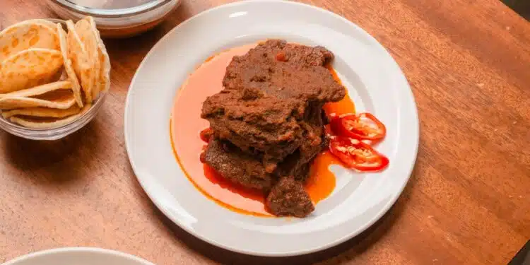 Vaca Atolada com Mandioca Macia e Costela Caipira