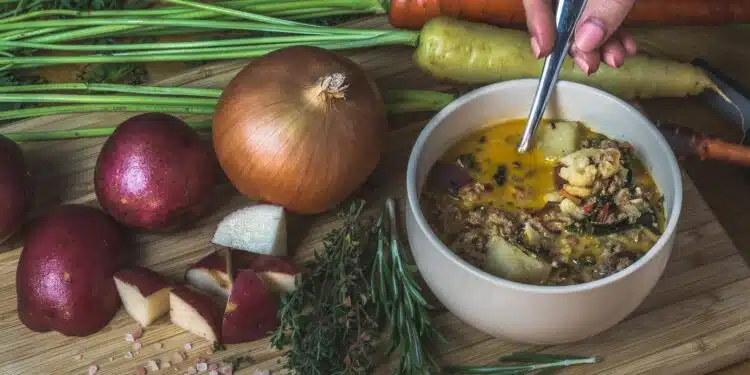 Sopa de Legumes Nutritiva: Leveza e Sabor para seu Jantar