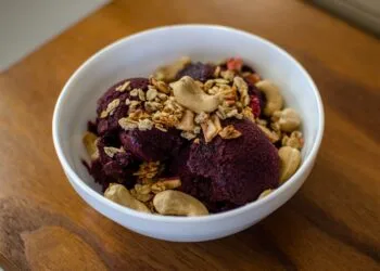 Caldo de Jundiá com Pirão de Açaí: o Jantar Catarinense das Noites Frias de Julho