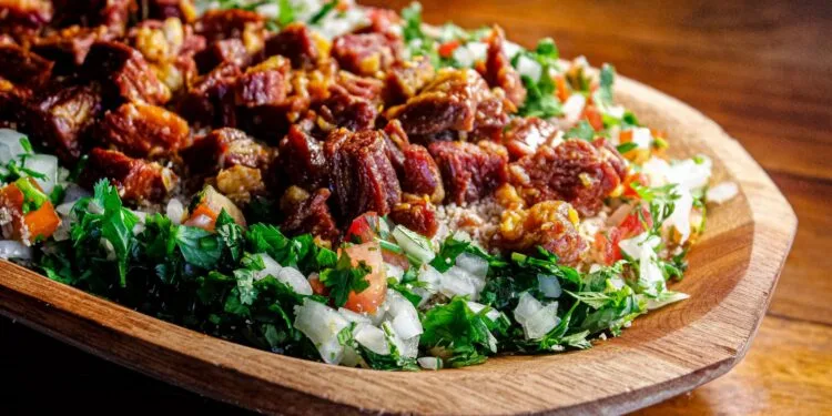 Carne de Sol com Nata Cearense e Queijo Coalho: um Almoço Nordestino de Julho