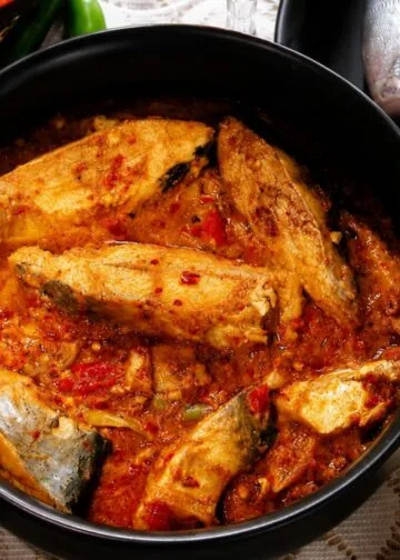 Peixada Cearense com Leite de Coco e Pimentões: o Almoço de Julho no Litoral