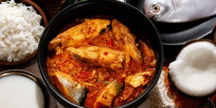 Peixada Cearense com Leite de Coco e Pimentões: o Almoço de Julho no Litoral