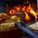 Bolo de Aipim com Coco Queimado e Calda de Leite Condensado: o Doce do Recôncavo Baiano