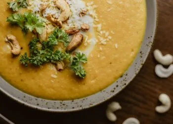 Creme de Jerimum com Castanha-do-Pará: Jantar Brasileiro para Noites Frias