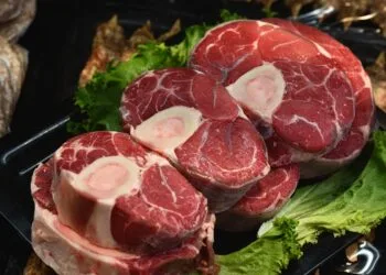 Ossobuco ao Vinho Tinto com Polenta Cremosa: o Jantar de Inverno da Serra Gaúcha