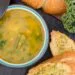 Caldo de Feijão Branco com Calabresa Defumada e Couve Mineira: o Jantar Cremoso de Início de Primavera