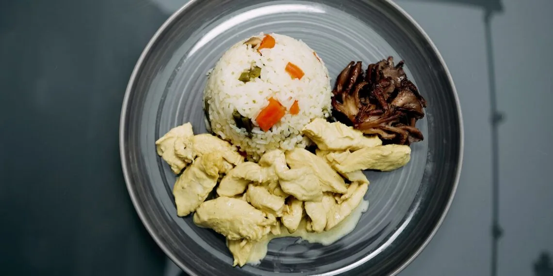 Arroz de Cambuquira com Frango Caipira: o Almoço de Panela do Interior Paulista em Setembro