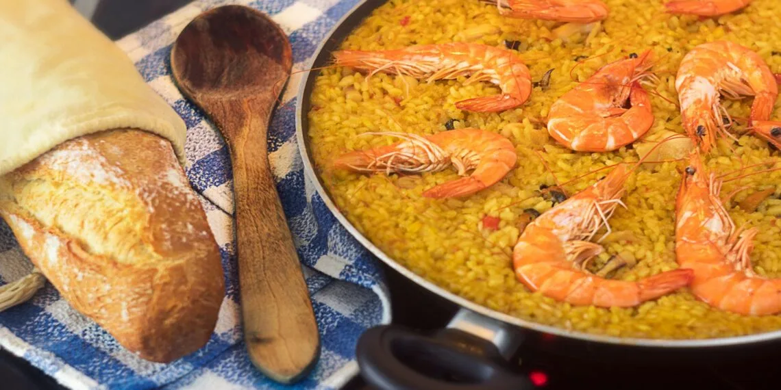 Arroz de Aratu com Leite de Coco e Cheiro-Verde: Almoço de Panela do Litoral Baiano