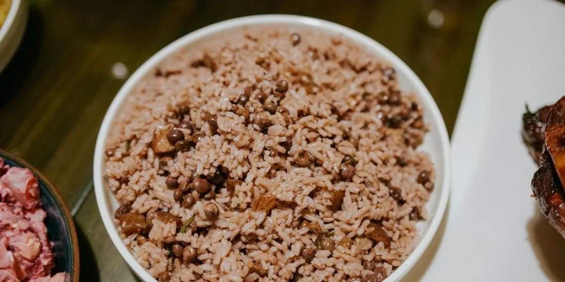 Arroz com Lentilha à Mineira: Almoço de Panela do Triângulo Mineiro em Setembro