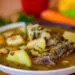 Caldo de Jabuti com Cará e Cheiro-Verde: Jantar de Panela do Interior Mineiro em Setembro