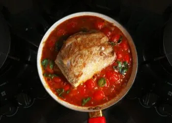 Carne de Boi em Cubos com Quiabo e Cachaça: o Jantar de Panela de Outubro no Triângulo Mineiro